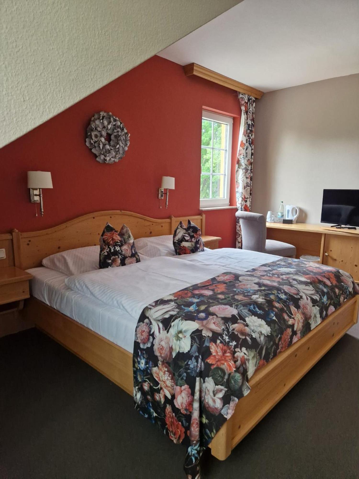 Hildebrandts Landhotel Klettbach Exteriör bild